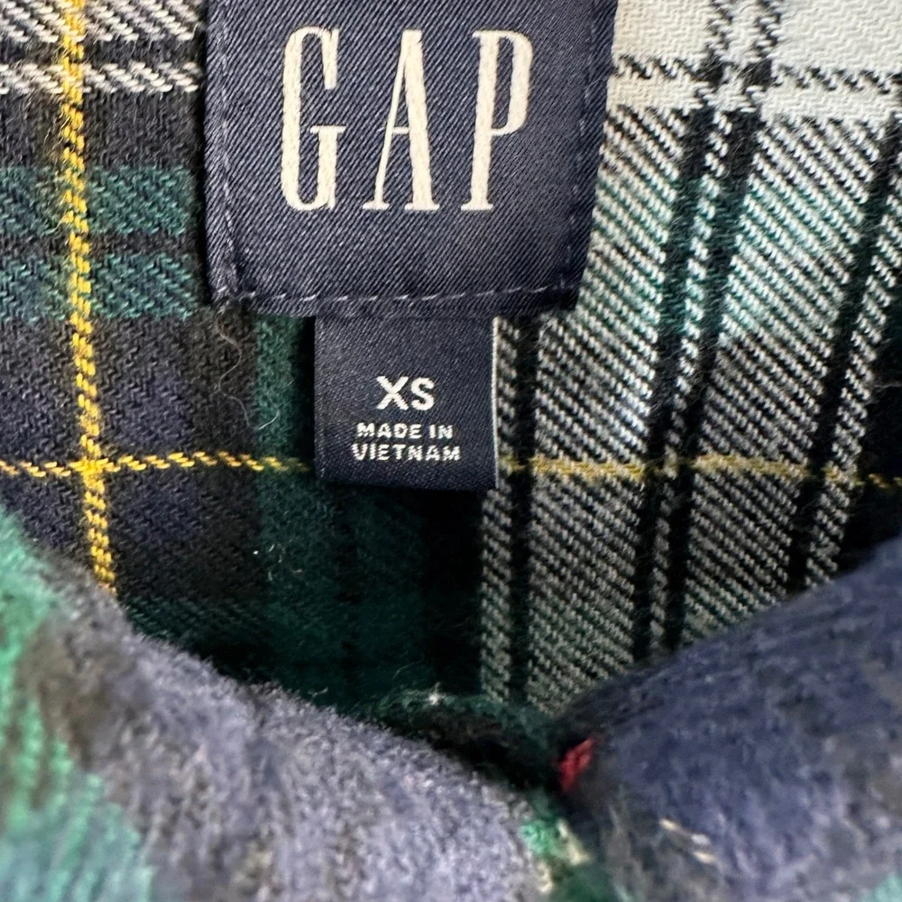 GAP Womens Multi Print Plaid Green & Blue Flannel Oversized Shirt size XS Fits L